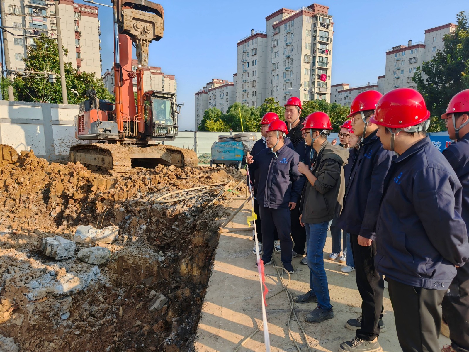 益建员工深入在建工地实地观摩